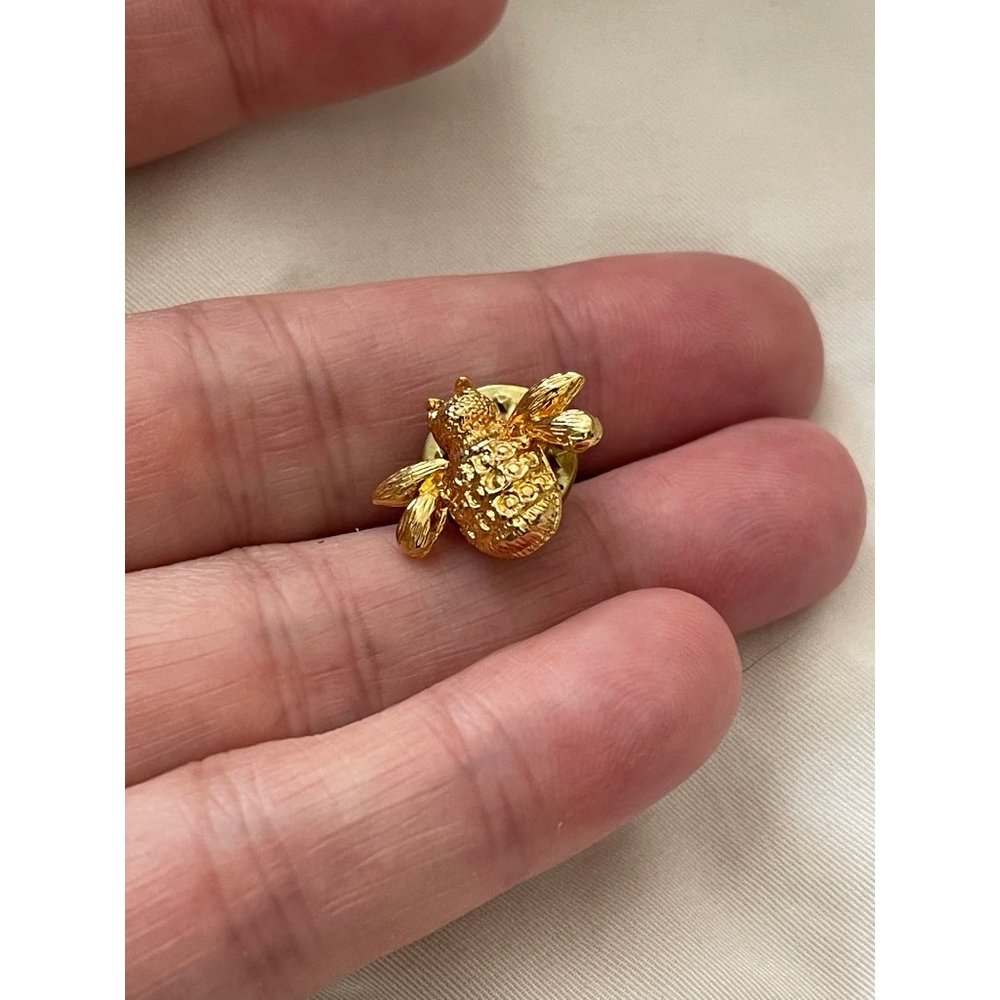 Vintage Gold Tone Bumble Bee Lapel Pin/Brooch - Picture 8 of 11